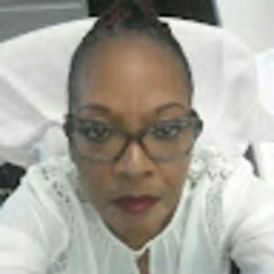 Meet your Posher, Debra